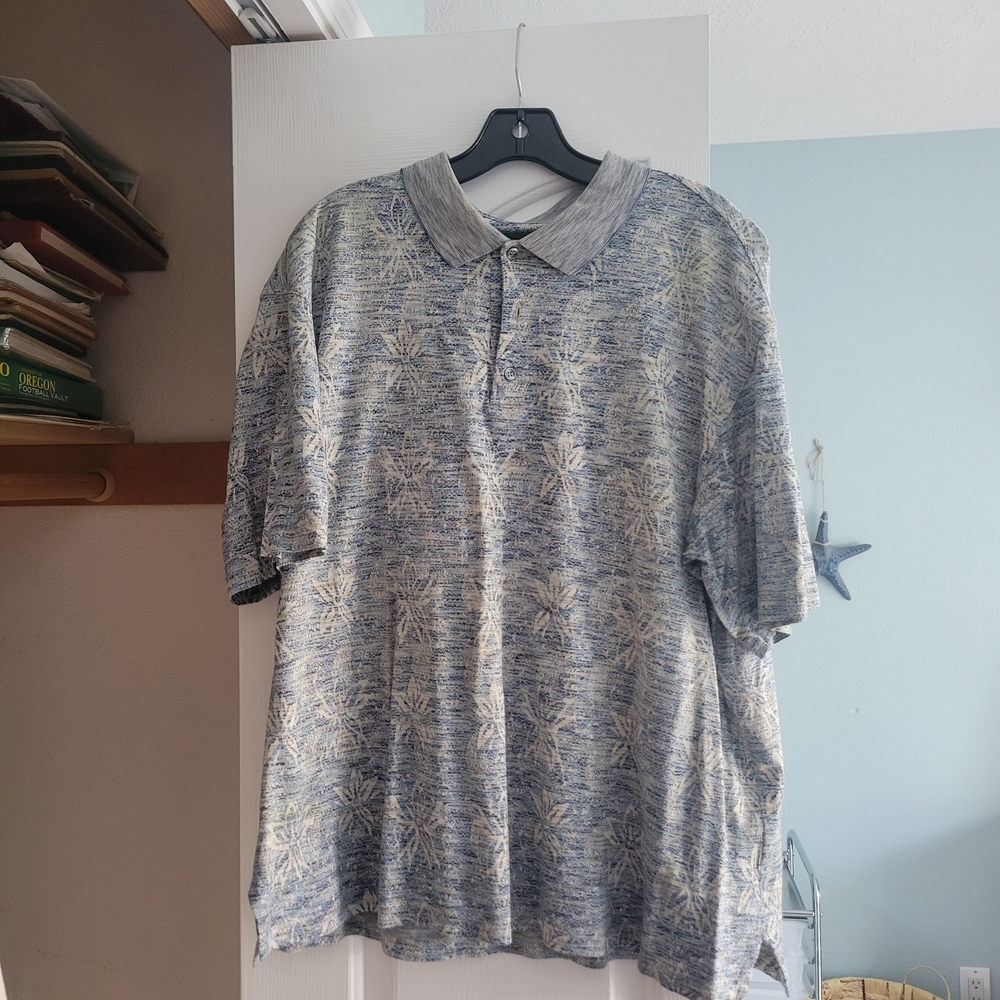 Gray Polo Shirt with Textured Look and Short Sleeves